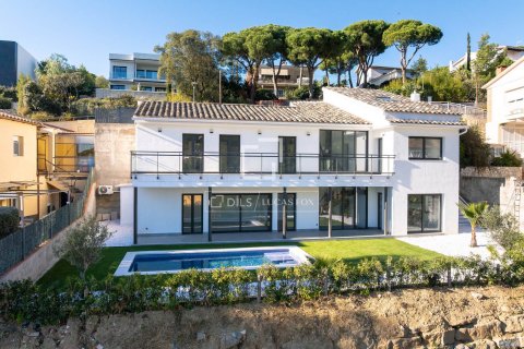 Villa de 4 dormitorios en venta en Cabrils, Barcelona, Cataluña, Spain № 4083 - foto 19