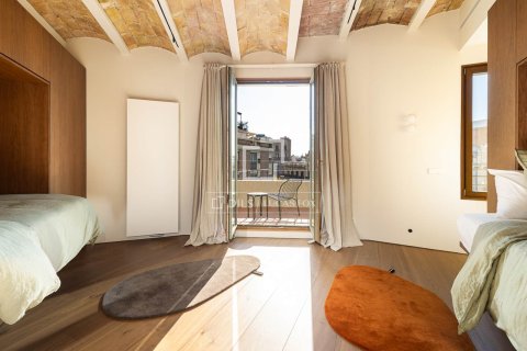 Купить квартиру в Барселона, Испания с 2 спальни, 142м², № 4082 - фото 26