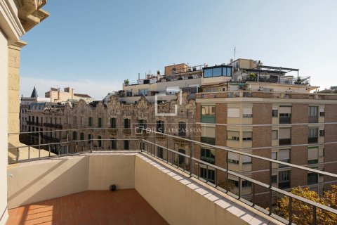 Купить квартиру в Барселона, Испания с 2 спальни, 142м², № 4082 - фото 28