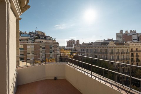 Купить квартиру в Барселона, Испания с 2 спальни, 142м², № 4082 - фото 20