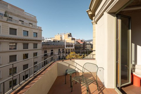 Купить квартиру в Барселона, Испания с 2 спальни, 142м², № 4082 - фото 19