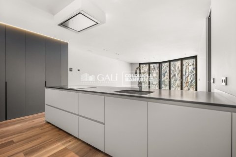 Купить квартиру в Андорра, Испания с 2 спальни, 101м², № 6012 - фото 2