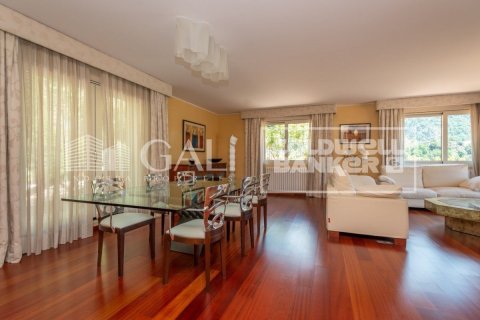 Villa de 6 dormitorios en venta en Principado De Andorra (Ninguna Poblacion Tiene C.P.), Lérida, Cataluña, Spain № 6018 - foto 3