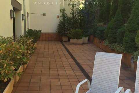 Villa de 6 dormitorios en venta en Principado De Andorra (Ninguna Poblacion Tiene C.P.), Lérida, Cataluña, Spain № 6018 - foto 18