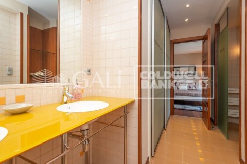 Villa de 6 dormitorios en venta en Principado De Andorra (Ninguna Poblacion Tiene C.P.), Lérida, Cataluña, Spain № 6018 - foto 13