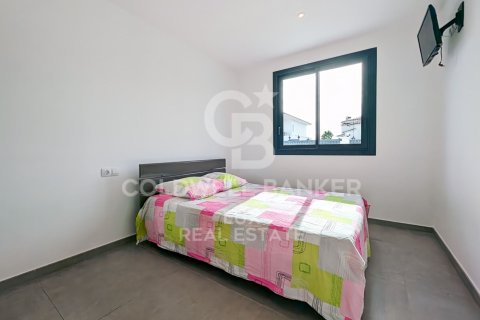 Купить виллу в Эмпуриабрава, Испания с 5 спален, 205м², № 6014 - фото 17