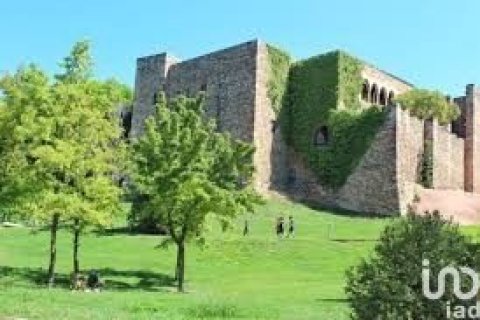 Propiedad comercial de 1589 m² en venta en Terrassa, Barcelona, Cataluña, Spain № 4893 - foto 5