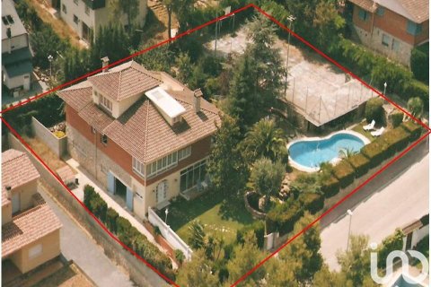 Купить дом в Корбера-де-Льобрегат, Испания с 5 спален, 540м², № 4898 - фото 27