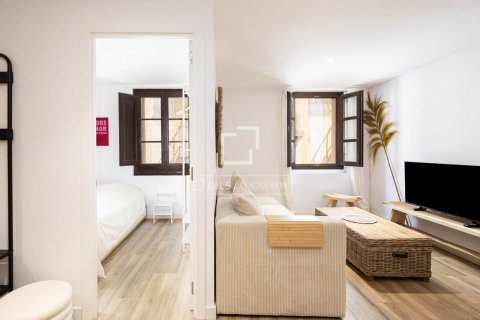 Apartamento de 2 dormitorios en alquiler en Barcelona, Cataluña, Spain № 8674 - foto 20