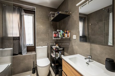 Apartamento de 2 dormitorios en alquiler en Barcelona, Cataluña, Spain № 8674 - foto 9