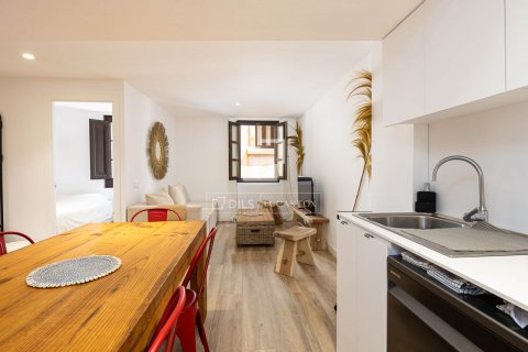 Apartamento de 2 dormitorios en alquiler en Barcelona, Cataluña, Spain № 8674 - foto 3