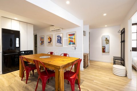 Apartamento de 2 dormitorios en alquiler en Barcelona, Cataluña, Spain № 8674 - foto 5