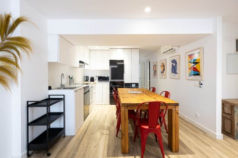 Apartamento de 2 dormitorios en alquiler en Barcelona, Cataluña, Spain № 8674 - foto 12
