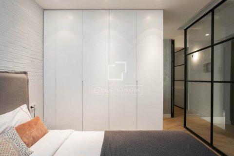 Снять в аренду квартиру в Барселона, Испания с 2 спальни, 76м², № 8748 - фото 16