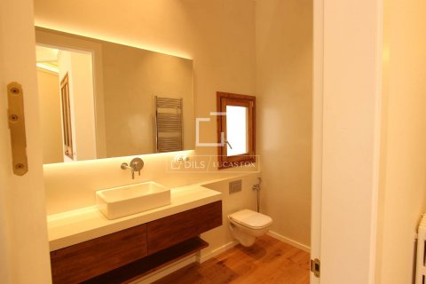 Купить квартиру в Барселона, Испания с 4 спальни, 227м², № 8767 - фото 9