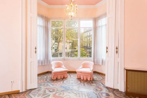 Купить квартиру в Барселона, Испания с 4 спальни, 227м², № 8767 - фото 6