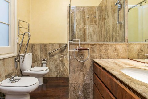 3 bedrooms apartment for sale in Barcelona, Catalonia, Spain № 8753 - photo 18