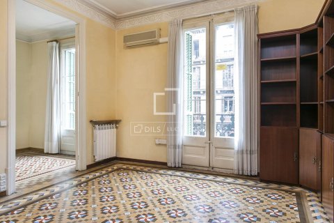 3 bedrooms apartment for sale in Barcelona, Catalonia, Spain № 8753 - photo 3