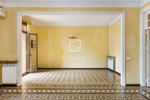 3 bedrooms apartment for sale in Barcelona, Catalonia, Spain № 8753 - photo 6