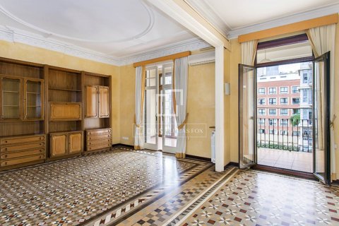 3 bedrooms apartment for sale in Barcelona, Catalonia, Spain № 8753