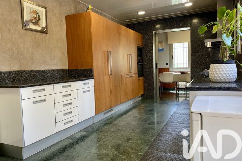 Сasa de 4 dormitorios en venta en Argentona, Barcelona, Cataluña, Spain № 7527 - foto 8