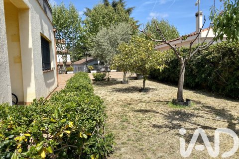 Сasa de 4 dormitorios en venta en Argentona, Barcelona, Cataluña, Spain № 7527 - foto 28