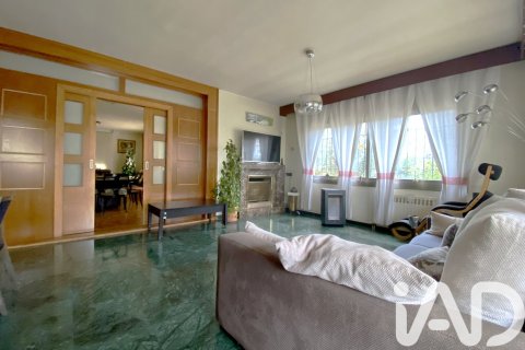Сasa de 4 dormitorios en venta en Argentona, Barcelona, Cataluña, Spain № 7527 - foto 6