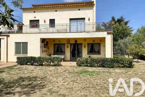 Сasa de 4 dormitorios en venta en Argentona, Barcelona, Cataluña, Spain № 7527