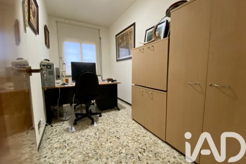 Сasa de 4 dormitorios en venta en Argentona, Barcelona, Cataluña, Spain № 7527 - foto 14