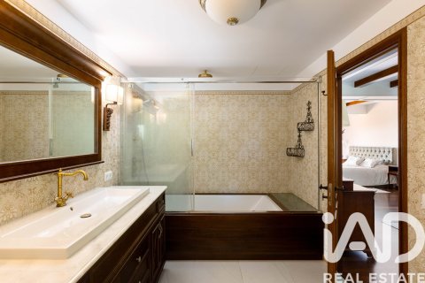 Сasa de 5 dormitorios en venta en Sant Andreu de Llavaneres, Barcelona, Cataluña, Spain № 7529 - foto 14