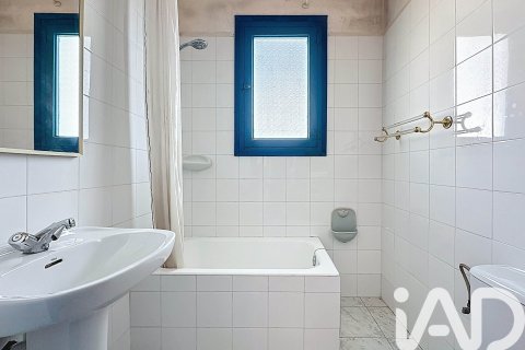 Сasa de 12 dormitorios en venta en Sant Pere de Ribes, Barcelona, Cataluña, Spain № 7525 - foto 28