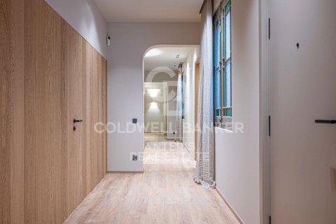 Купить квартиру в Барселона, Испания с 4 спальни, 190м², № 7765 - фото 21