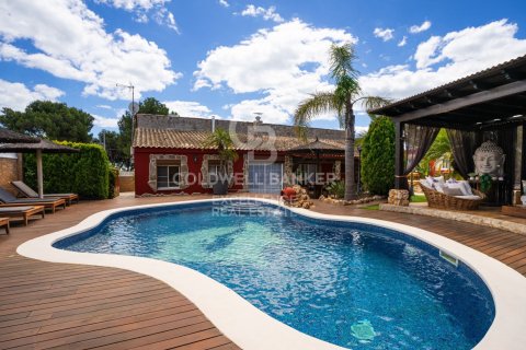 Villa de 4 dormitorios en venta en Alcanar, Tarragona, Cataluña, Spain № 7763
