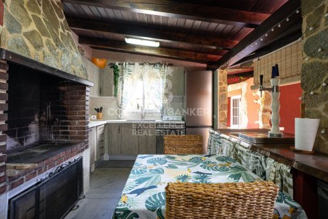 Villa de 4 dormitorios en venta en Alcanar, Tarragona, Cataluña, Spain № 7763 - foto 3