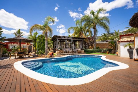 Villa de 4 dormitorios en venta en Alcanar, Tarragona, Cataluña, Spain № 7763 - foto 30