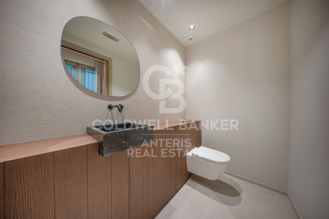 Купить квартиру в Барселона, Испания с 3 спальни, 183м², № 7764 - фото 24