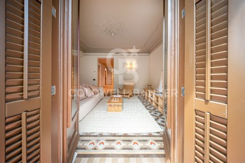 Купить квартиру в Барселона, Испания с 3 спальни, 183м², № 7764 - фото 29