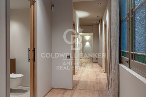 Купить квартиру в Барселона, Испания с 3 спальни, 183м², № 7764 - фото 3