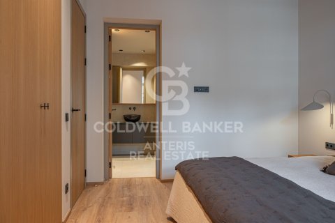 Купить квартиру в Барселона, Испания с 3 спальни, 183м², № 7764 - фото 11