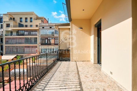 Apartamento de 3 dormitorios en venta en Barcelona, Cataluña, Spain № 7767 - foto 12