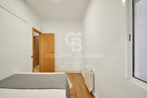 Apartamento de 4 dormitorios en venta en Barcelona, Cataluña, Spain № 7762 - foto 8
