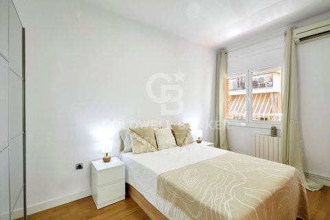 Apartamento de 4 dormitorios en venta en Barcelona, Cataluña, Spain № 7762 - foto 6