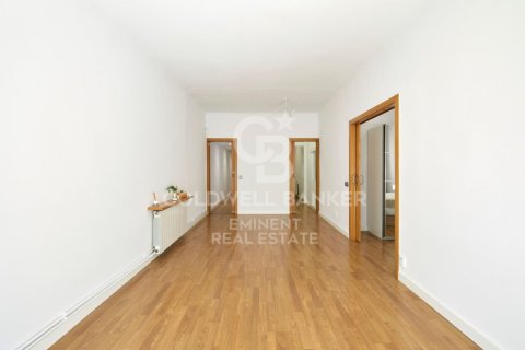 Apartamento de 4 dormitorios en venta en Barcelona, Cataluña, Spain № 7762