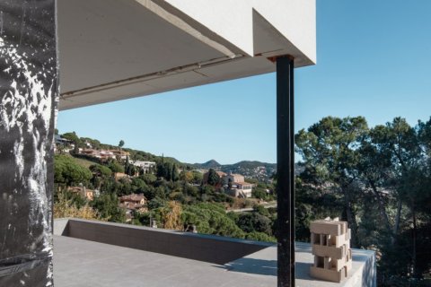 Сasa de 4 dormitorios en venta en Premia De Dalt, Barcelona, Cataluña, Spain № 3587 - foto 21