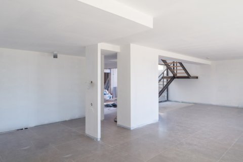 Сasa de 4 dormitorios en venta en Premia De Dalt, Barcelona, Cataluña, Spain № 3587 - foto 5