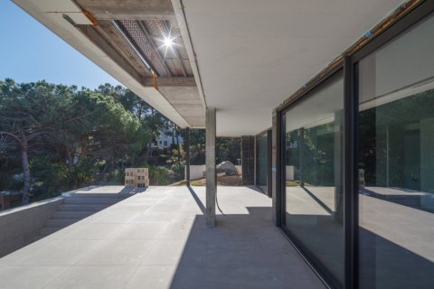 Сasa de 4 dormitorios en venta en Premia De Dalt, Barcelona, Cataluña, Spain № 3587 - foto 20