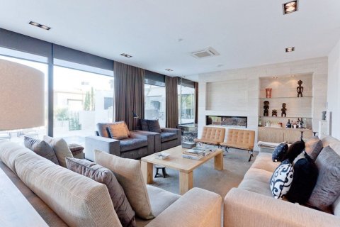 Сasa de 5 dormitorios en venta en Sant Andreu de Llavaneres, Barcelona, Cataluña, Spain № 3585 - foto 20