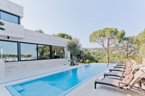 Сasa de 5 dormitorios en venta en Sant Andreu de Llavaneres, Barcelona, Cataluña, Spain № 3585