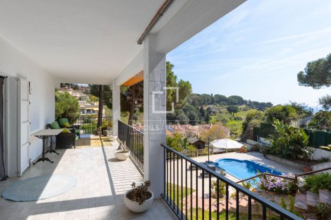 Villa de 7 dormitorios en venta en Arenys de Mar, Barcelona, Cataluña, Spain № 6419 - foto 29