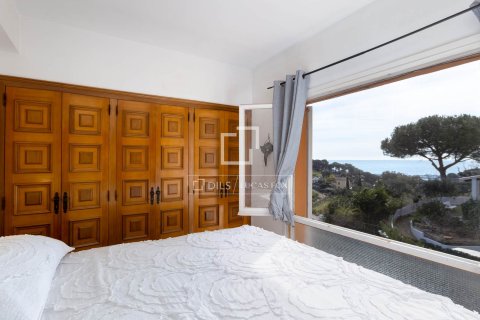Villa de 7 dormitorios en venta en Arenys de Mar, Barcelona, Cataluña, Spain № 6419 - foto 28